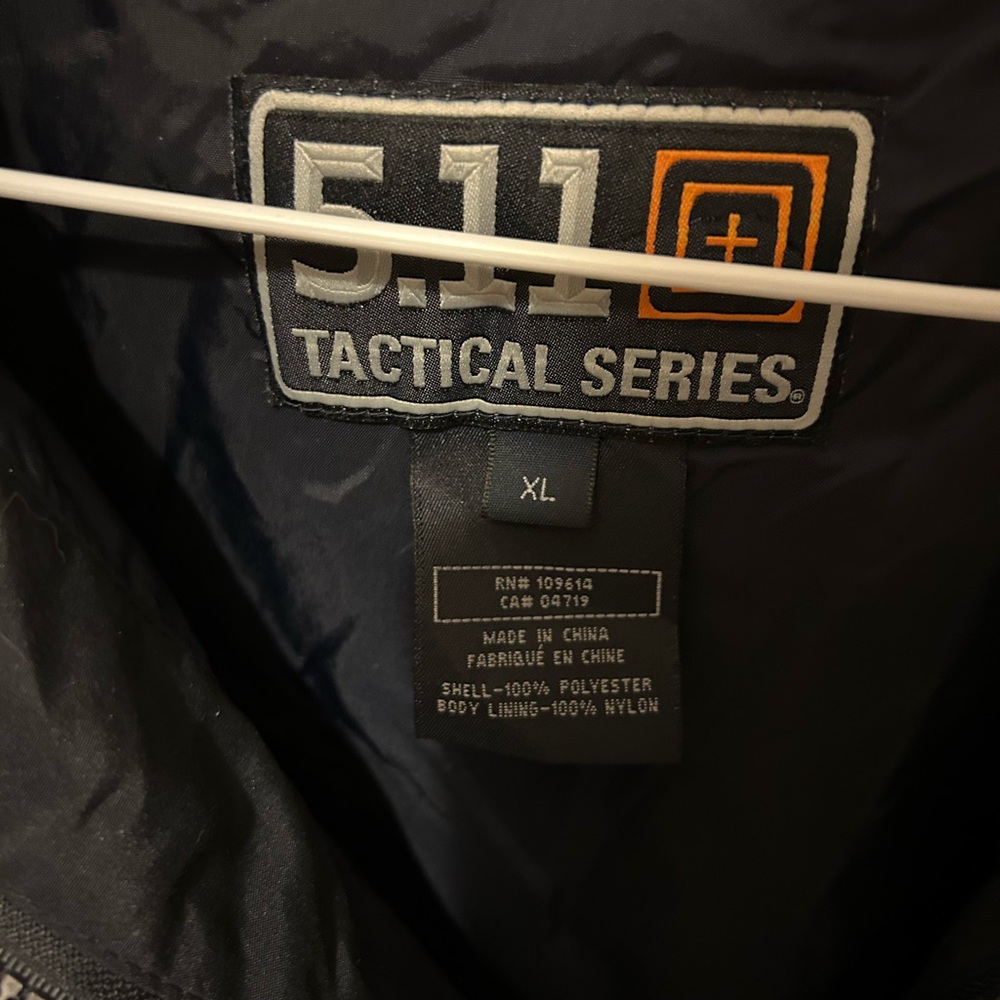 5.11 Tactical Series Black Jacket X-Large RN 109614 - Picture 2 of 3